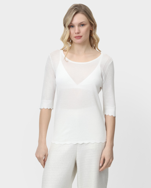 Пуловер прямого кроя с фигурным акцентом по низу