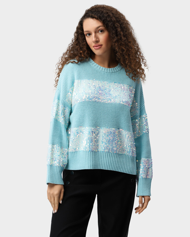 Мягкий пуловер с хлопком в составе и декором пайетками