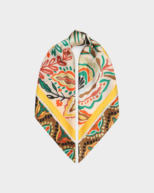 Платок с акцентным цветочным принтом