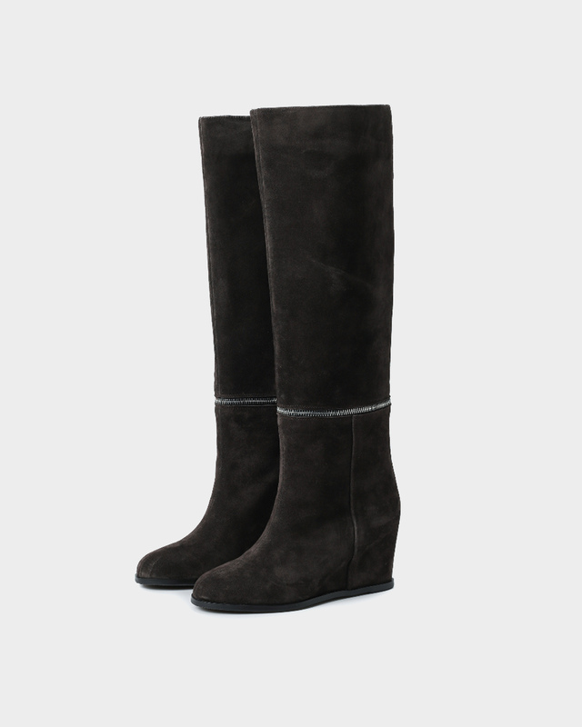 Сапоги-трансформеры 2 в 1 из натуральной замши на платформе 9090₽