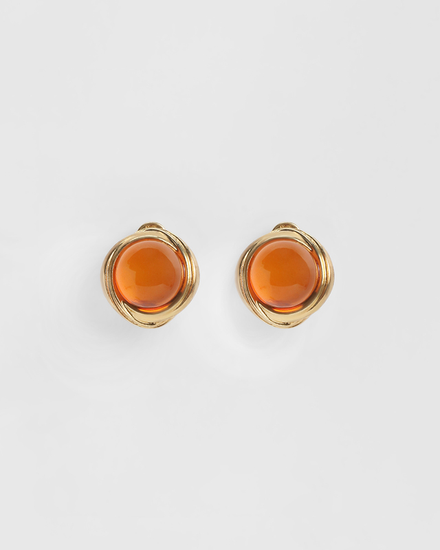 Серьги-пусеты с янтарем из коллекции &laquo;Опера&raquo;