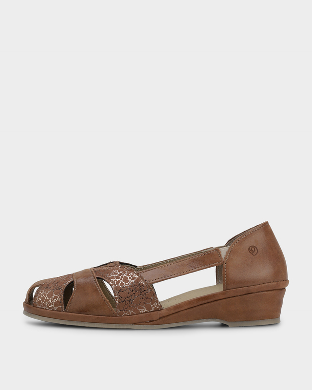 Туфли на танкетке с технологией Air Function