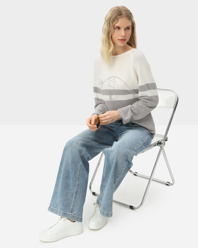 Пуловер свободного кроя с хлопком в составе и принтом из термостраз