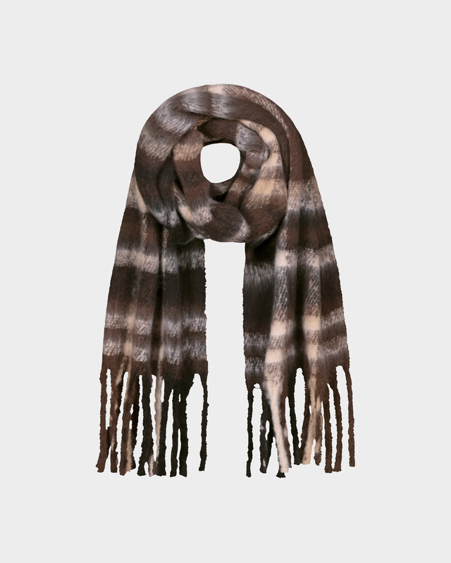 Объемный шарф в клетку