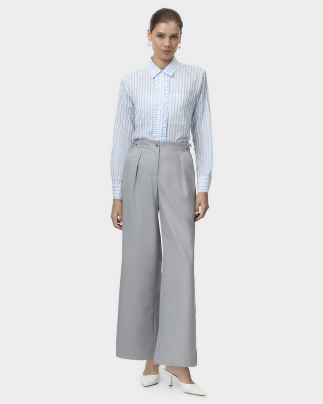 Брюки прямого кроя с защипами и эластичной вставкой на поясе