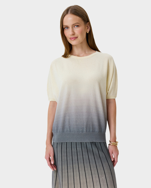 Джемпер с градиентом и декором пайетками