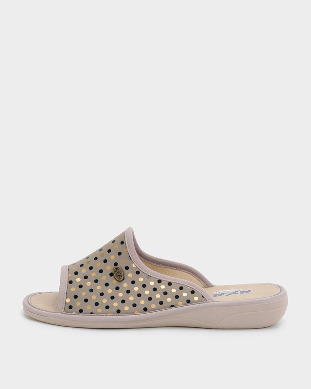 Тапочки c технологиями DEO-Fit и Deo Push