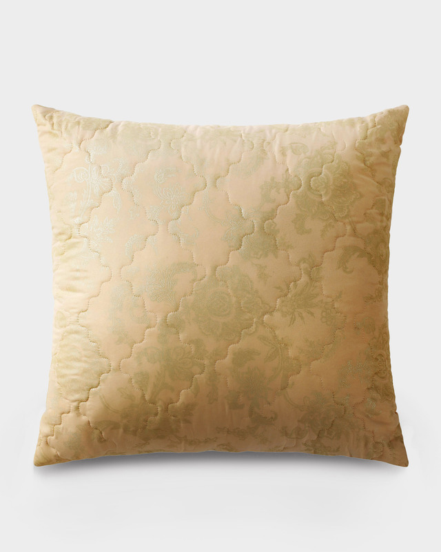 Подушка &laquo;Ангорский жемчуг&raquo;