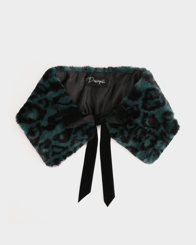 Воротник из искусственного меха