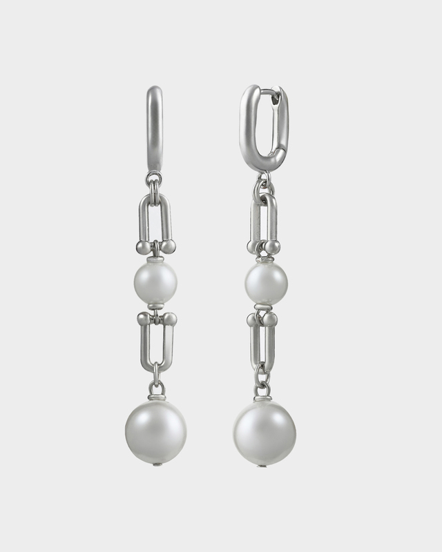 Серьги с крупными звеньями и реконструированным жемчугом