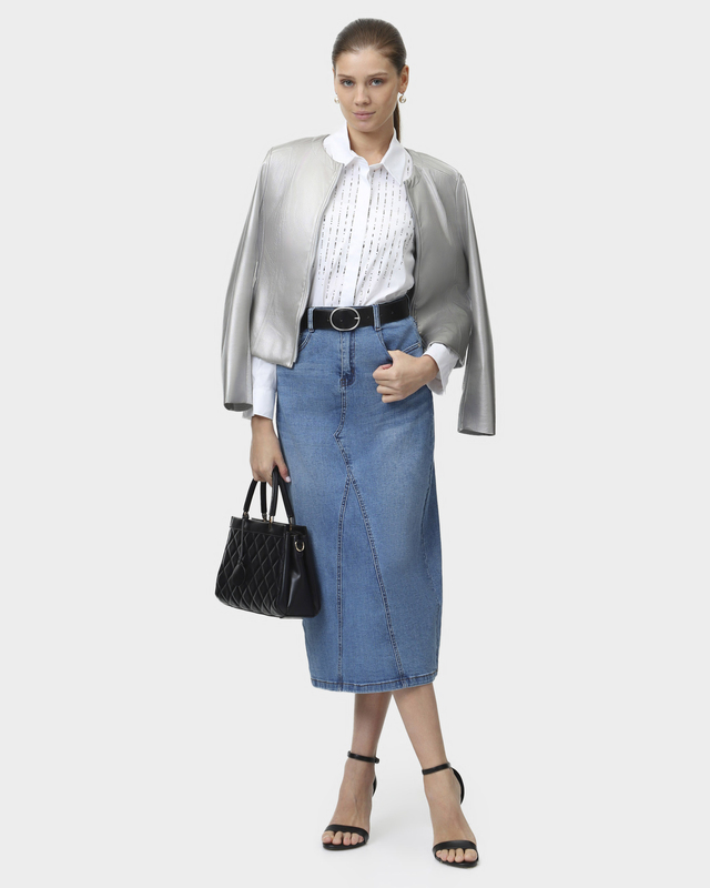 Юбка миди пятикарманного кроя с застежкой на пуговицу и молнию 3890₽