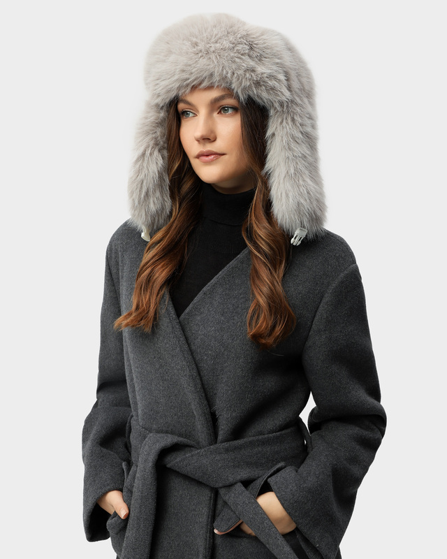 Меховая шапка-ушанка