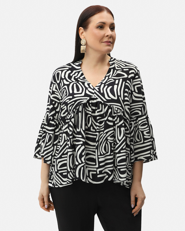 Блузка из вискозы с геометрическим принтом