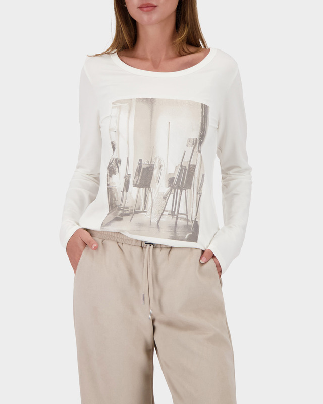 Лонгслив с принтом и сверкающими стразами