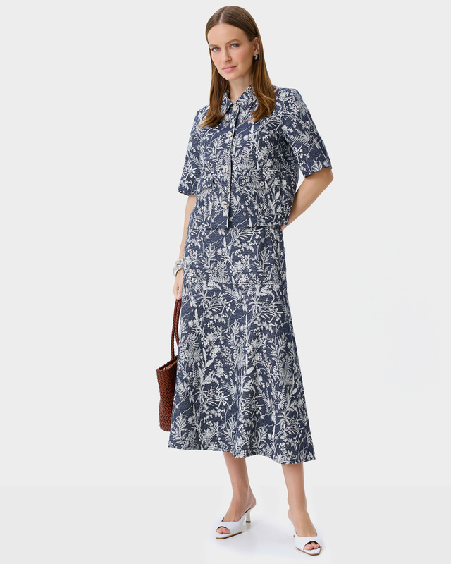 Жаккардовая юбка-трапеция с цветочным узором