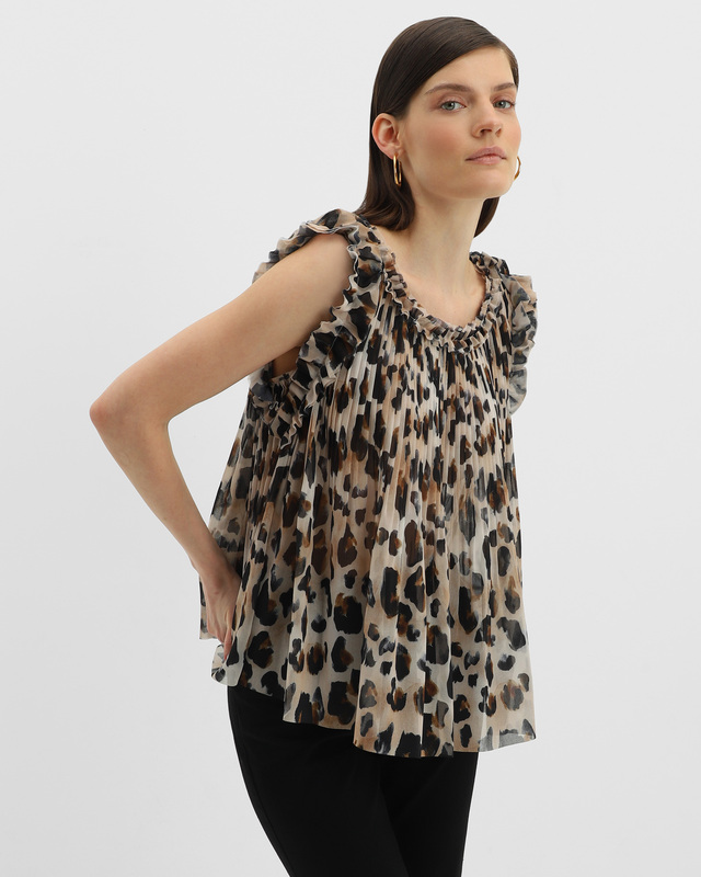 Легкая блузка свободного кроя с анималистическим принтом