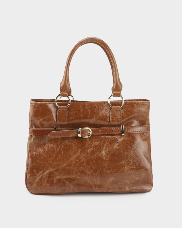 Кожаная сумка с декоративным ремешком