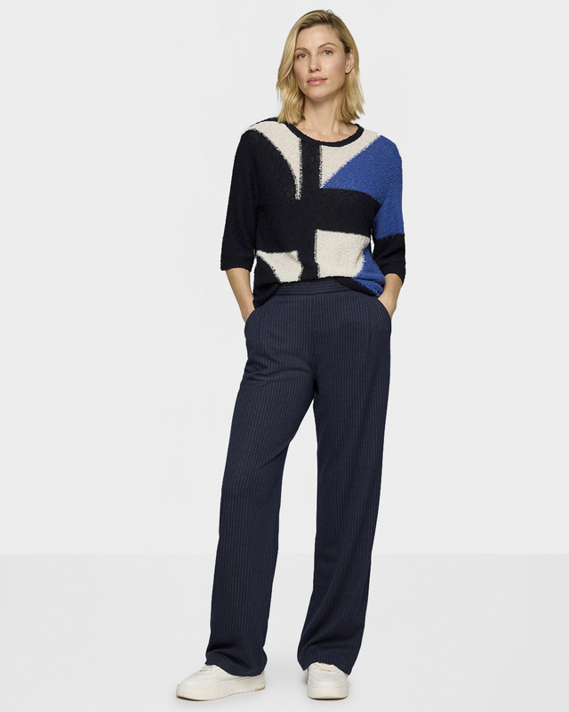 Брюки из мягкого трикотажа с вискозой в составе