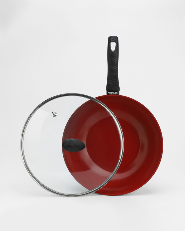 Сковорода-вок De Chef (30 см) с крышкой, антипригарным покрытием и защитной вставкой