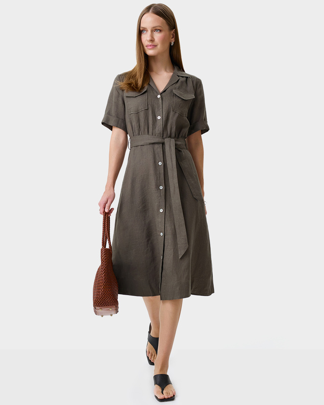 Платье-рубашка из 100 льна 15990₽