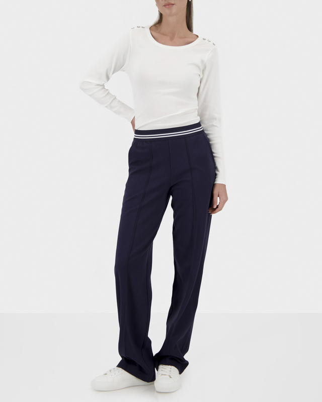 Брюки с застроченными стрелками и эластичным поясом