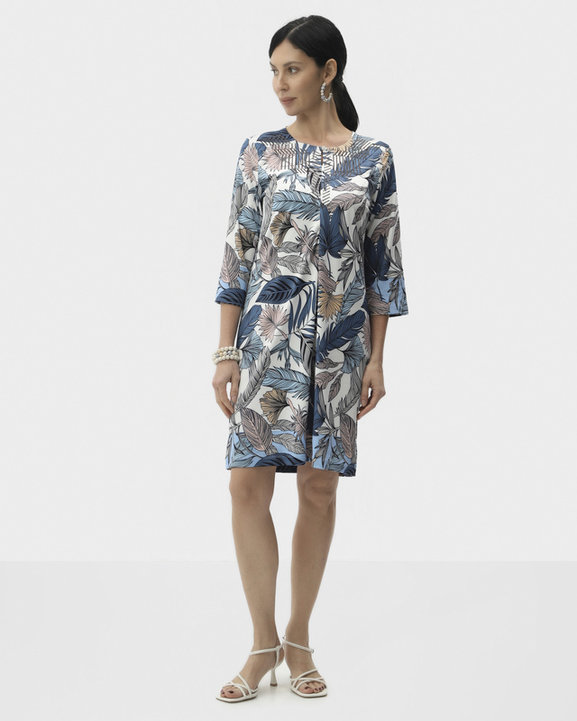 Платье с растительным принтом и вышивкой люрексной нитью 10990₽
