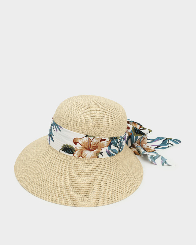Шляпа плетеной фактуры с декоративной лентой