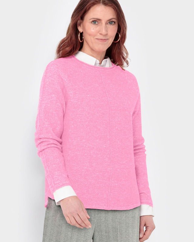 Джемпер с декоративными швами