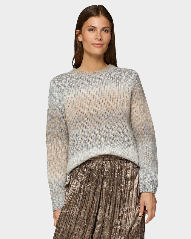 Пуловер с плавным градиентом и жаккардовым узором