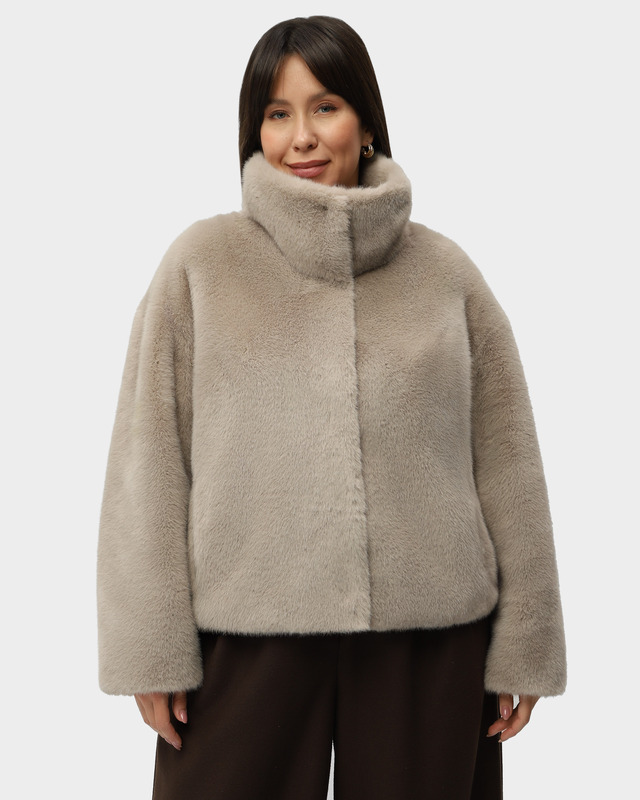 Куртка из экомеха под кролика с атласной подкладкой