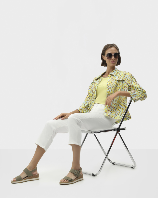 Укороченные брюки из эластичного материала