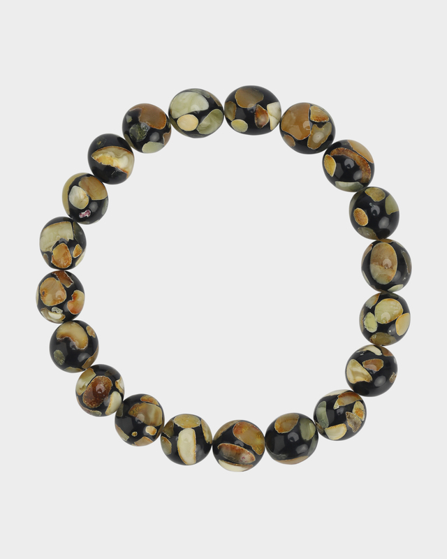 Браслет с янтарем и ювелирной смолой