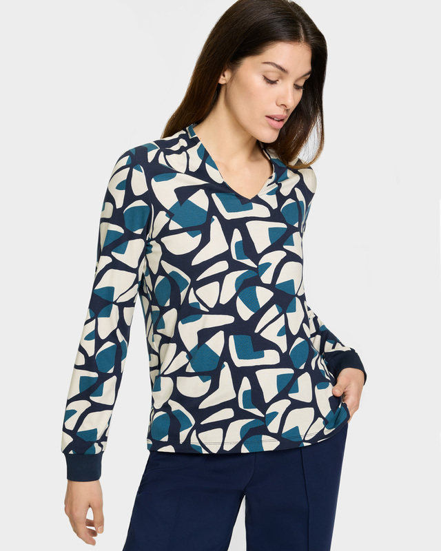 Лонгслив с длинными рукавами и графическим принтом