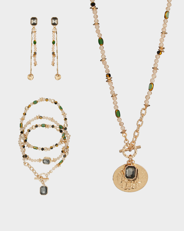 Комплект: колье, три браслета и серьги