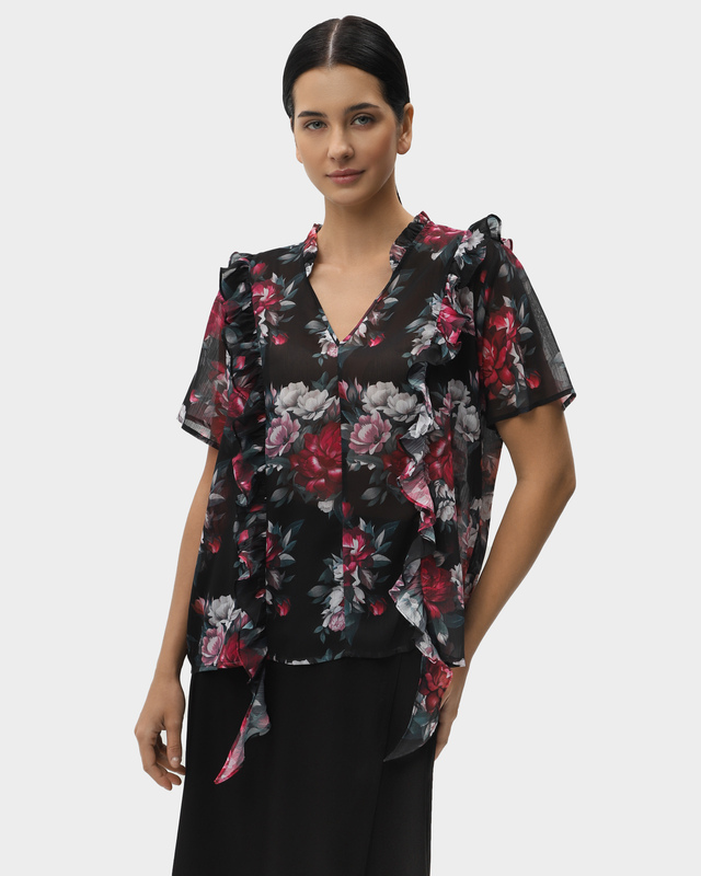 Блузка прямого кроя с рюшами и оборками