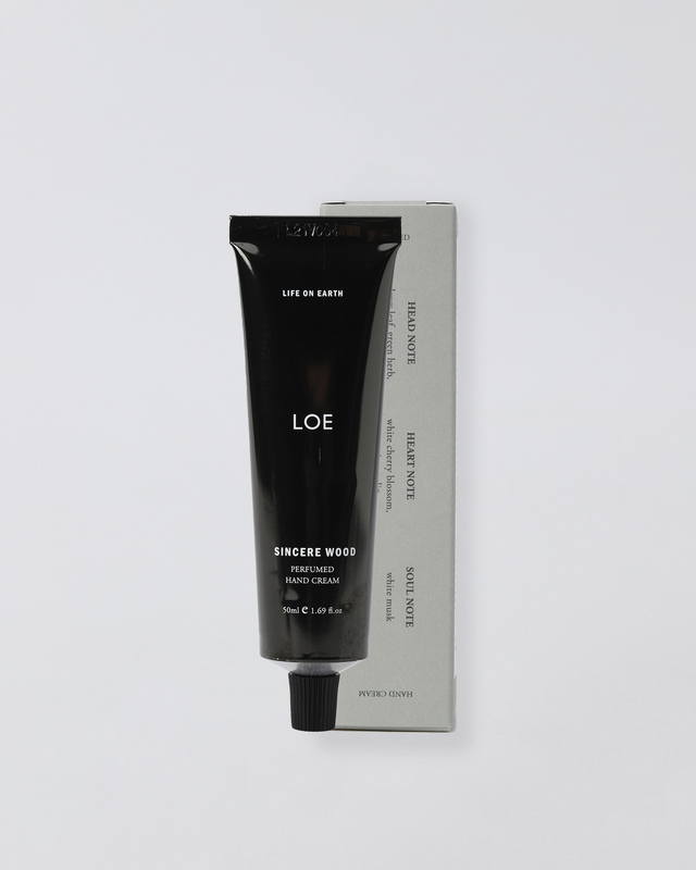 Крем для рук парфюмированный SINCERE WOOD 50 мл 4999₽
