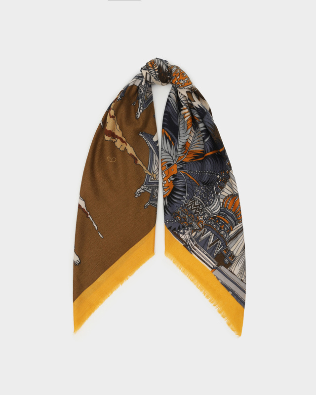 Платок с шерстью и вискозой в составе