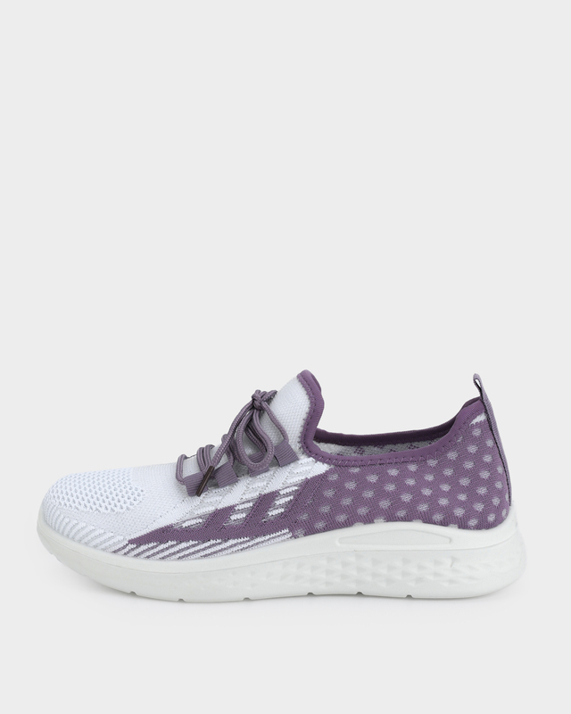 Кроссовки со съемной стелькой и функциональной шнуровкой