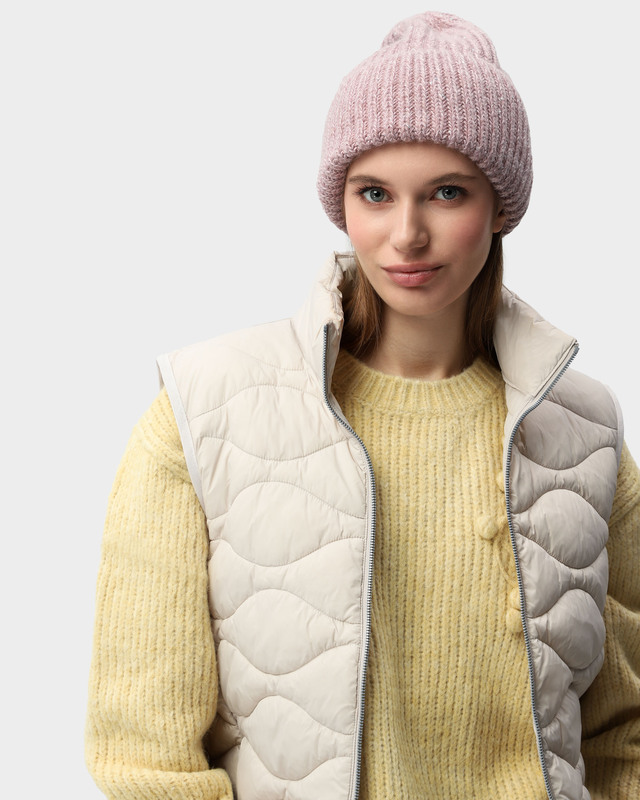 Шапка бини в широкий рубчик