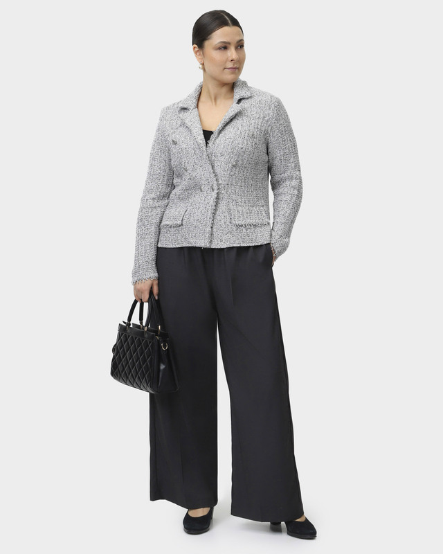 Брюки прямого силуэта с акцентными складками на талии и эластичным поясом на кулиске